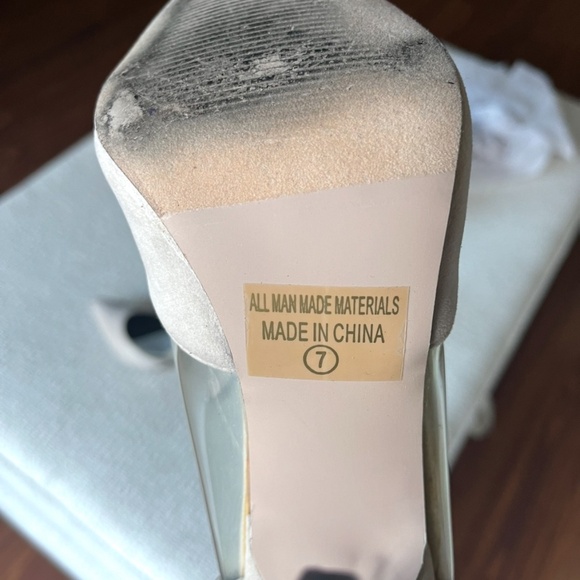 Shoes - Picture 3 of 3